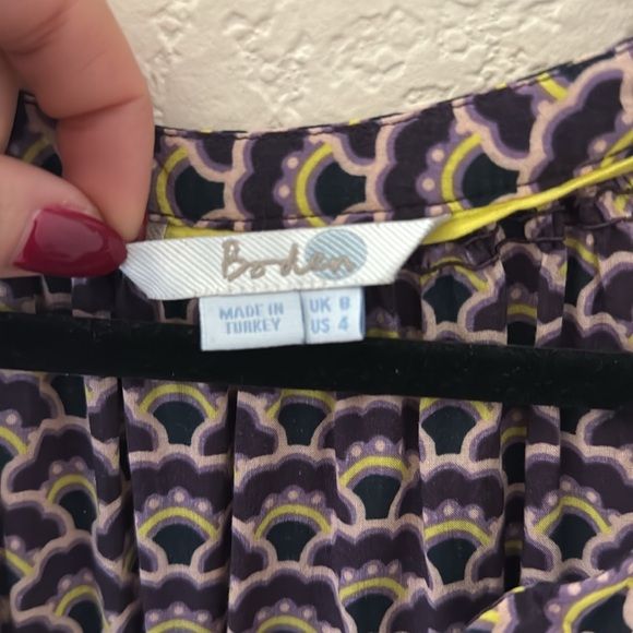 Boden Patterned Blouse - Picture 2 of 11